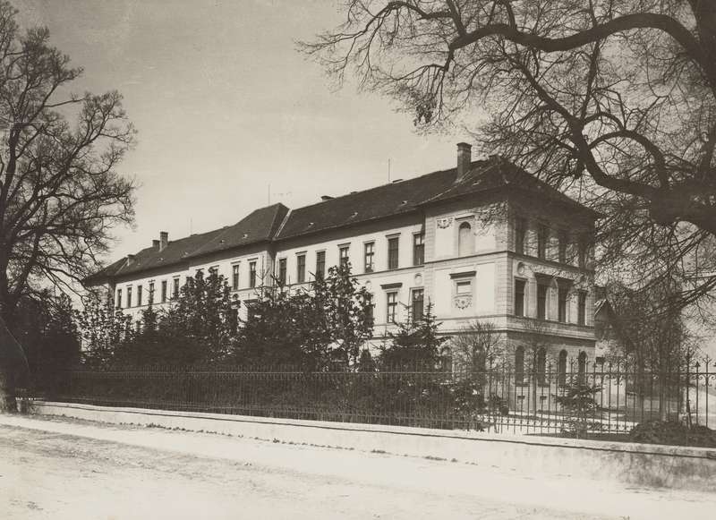 Kežmarské gymnázium: miesto, kde Paul študoval i učil (Foto: Múzeum v Kežmarku) Kežmarské gymnázium: miesto, kde Paul študoval i učil (Foto: Múzeum v Kežmarku)