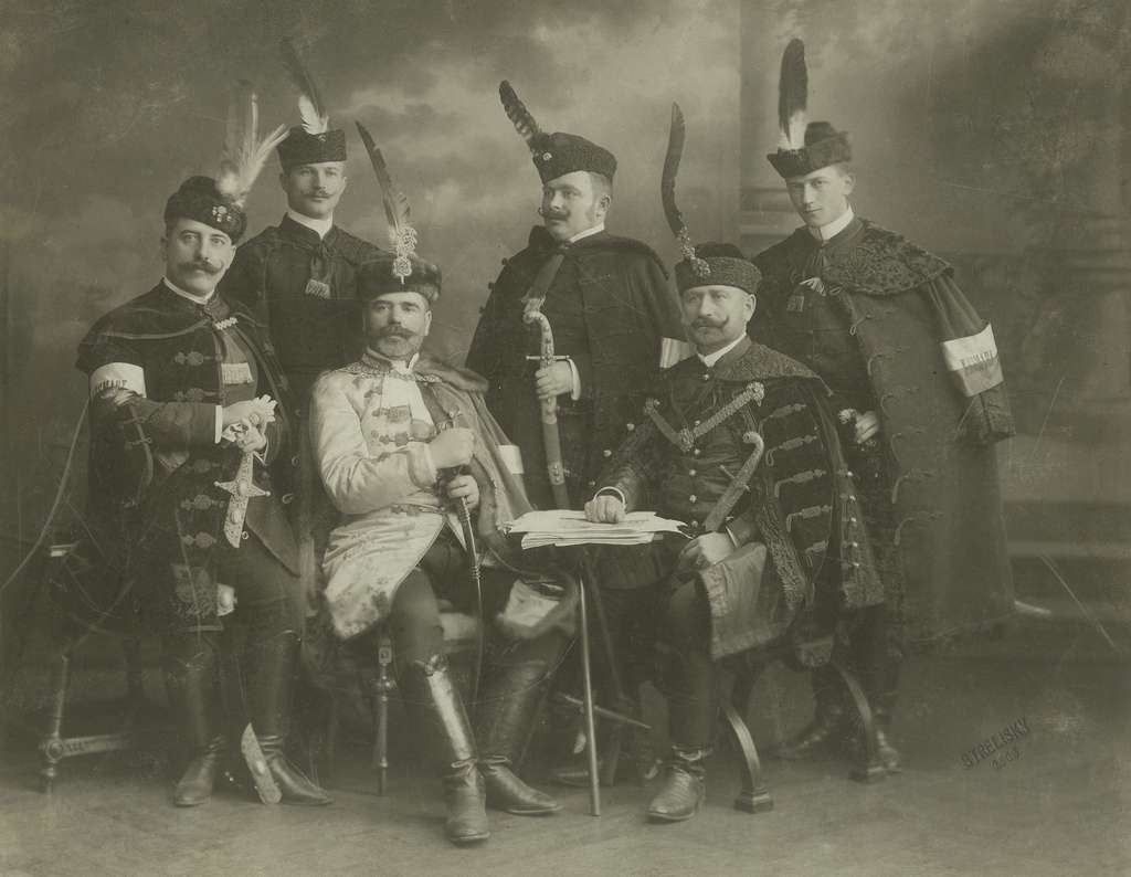 Členovia Thökölyho čestnej stráže (Foto: Múzeum v Kežmarku) Členovia Thökölyho čestnej stráže (Foto: Múzeum v Kežmarku)